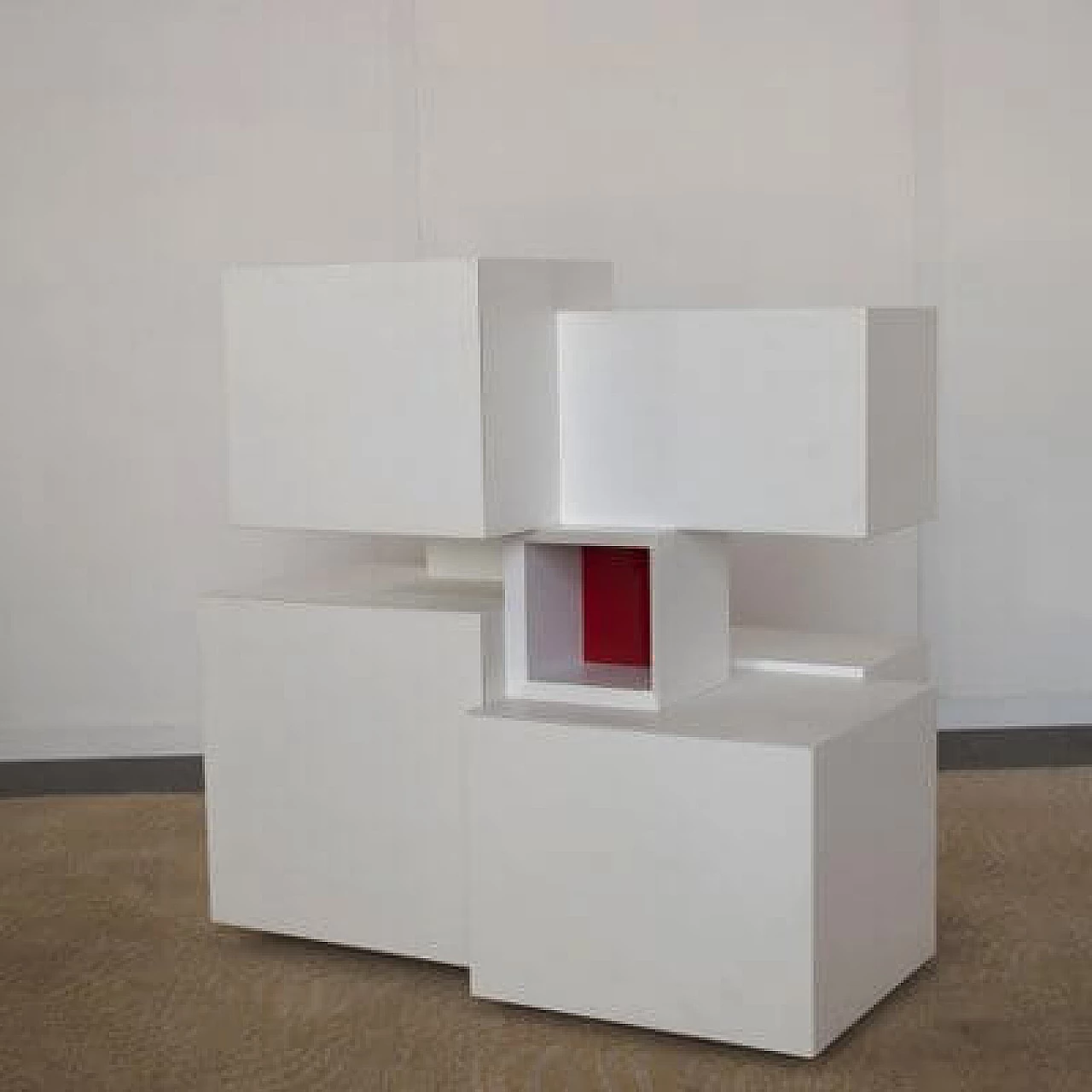 White lacquered wooden cabinet with red central insert in the style of Ludovico Acerbis, 1970s 7