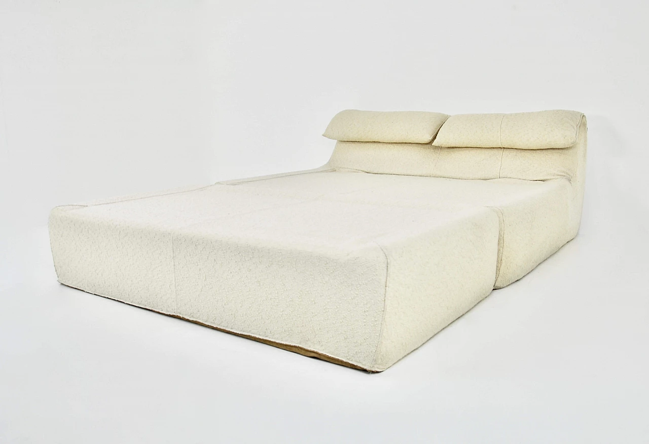 Bamboletto bed by Mario Bellini for B&B Italia, 1970s 6