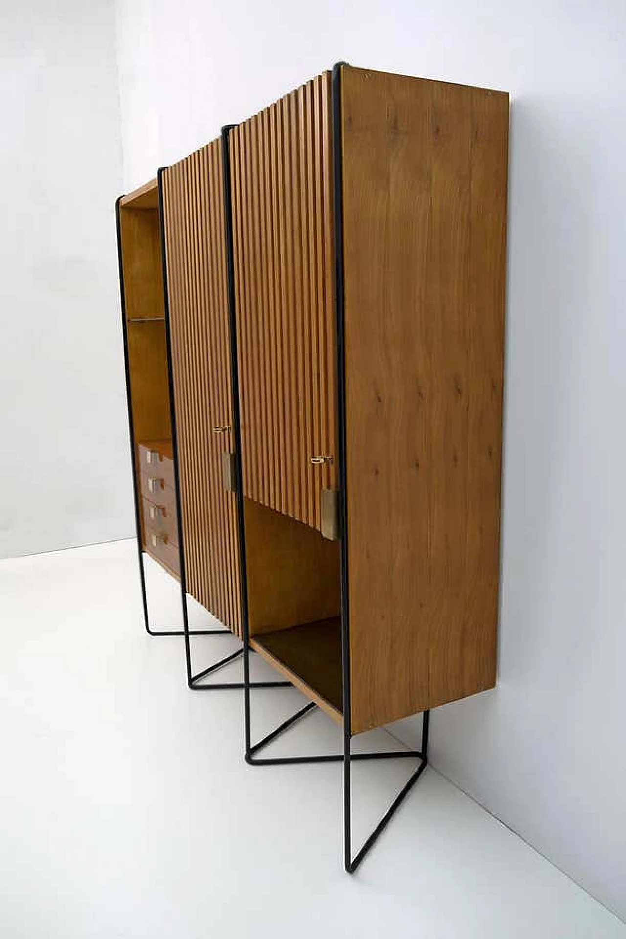 Teak wardrobe by Taichiro Nakai for Consorzio La Permanente Mobili, 1950s 5