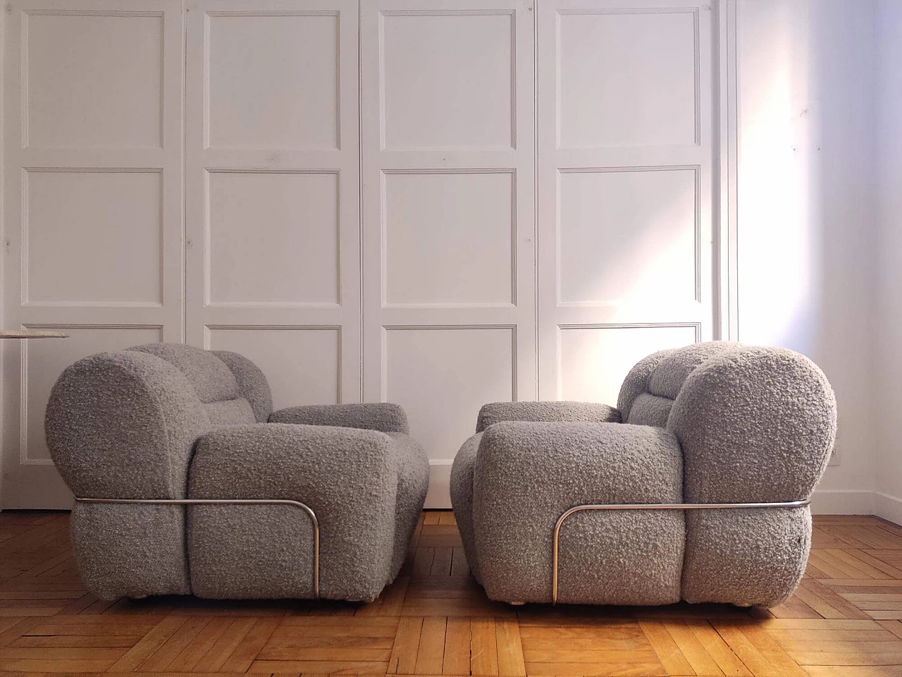 Pair of gray bouclé fabric and chromed metal armchairs, 1970s 3