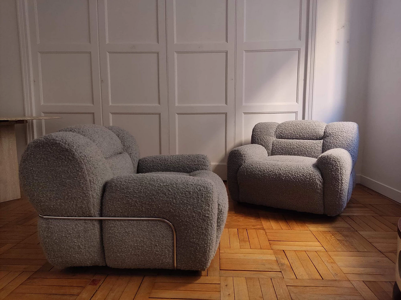 Pair of gray bouclé fabric and chromed metal armchairs, 1970s 5