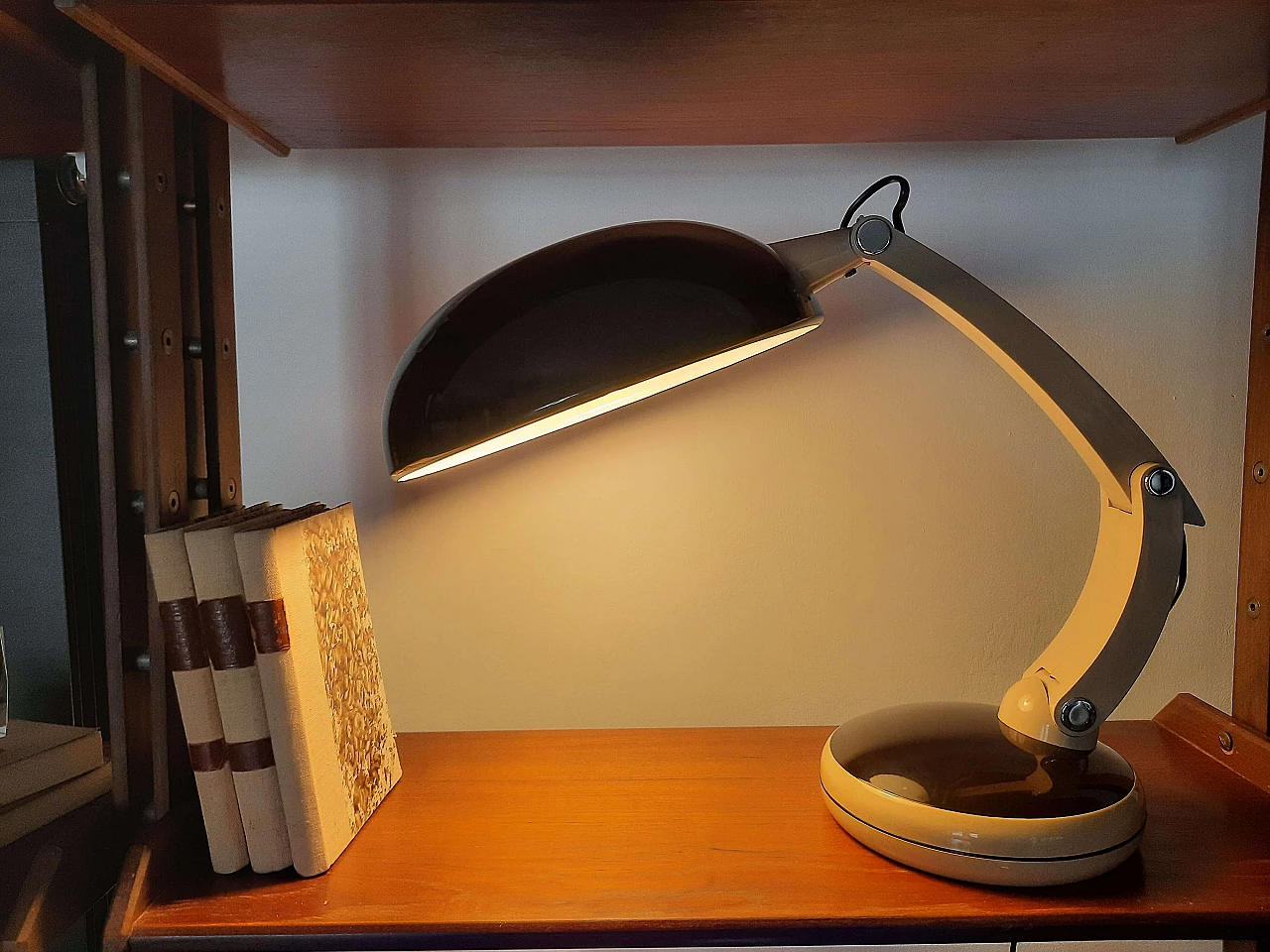 Beige and brown metal and plastic table lamp, 1970s 1