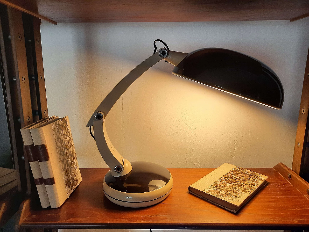 Beige and brown metal and plastic table lamp, 1970s 4