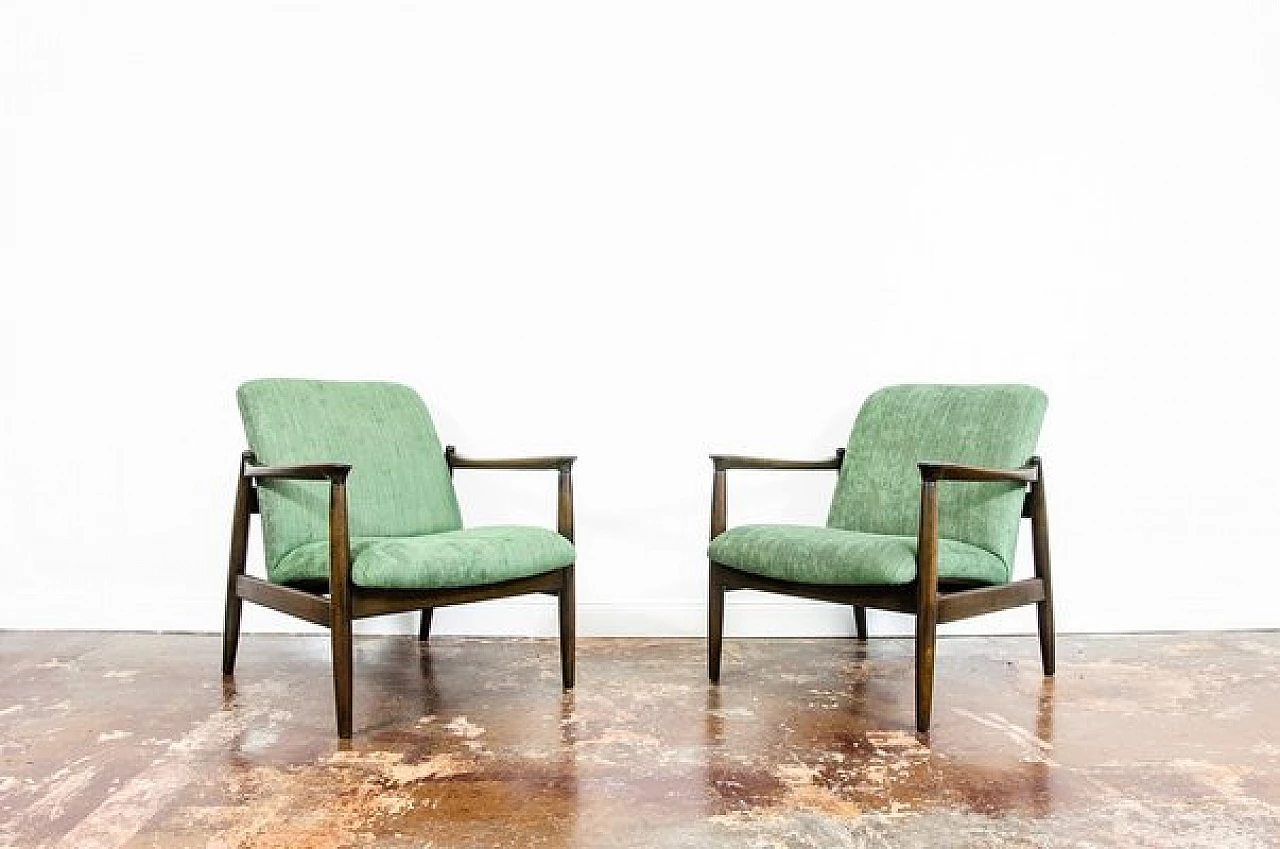 Pair of GFM-64 armchairs by Edmund Homa for Gościcińskie Fabryki Mebli, 1960s 1