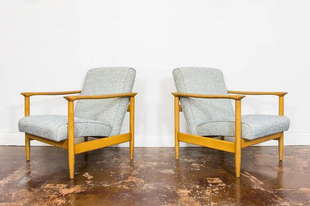 Pair of GFM-142 armchairs by Edmund Homa, 1960s 1