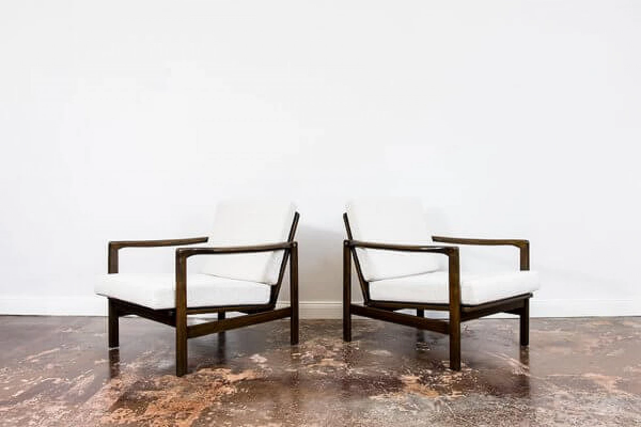 Pair of beech and fabric B-7522 armchairs by Zenon Bączyk for SFM, 1960s 24