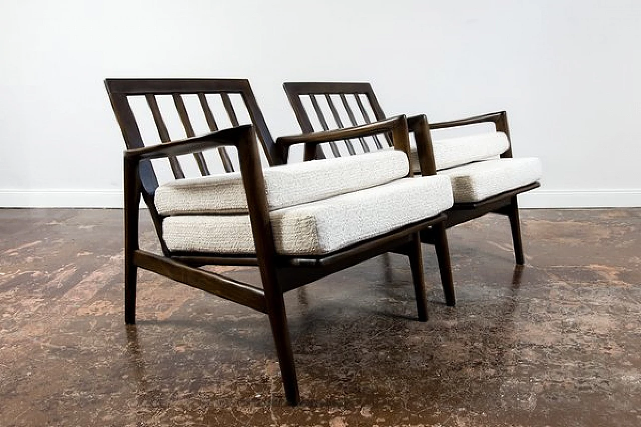 Pair of 300 130 armchairs by Swarzędzkie Fabryki Mebli, 1960s 4