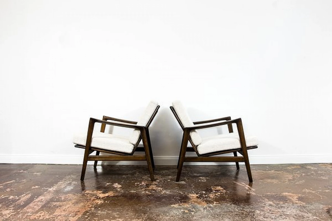 Pair of 300 130 armchairs by Swarzędzkie Fabryki Mebli, 1960s 12