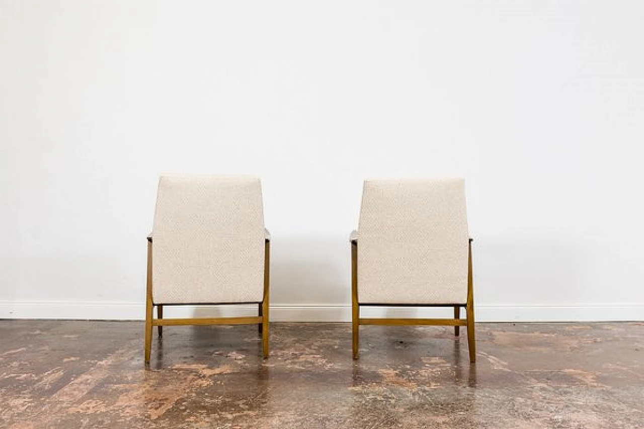 Pair of Chodzież armchairs, 1960s 11