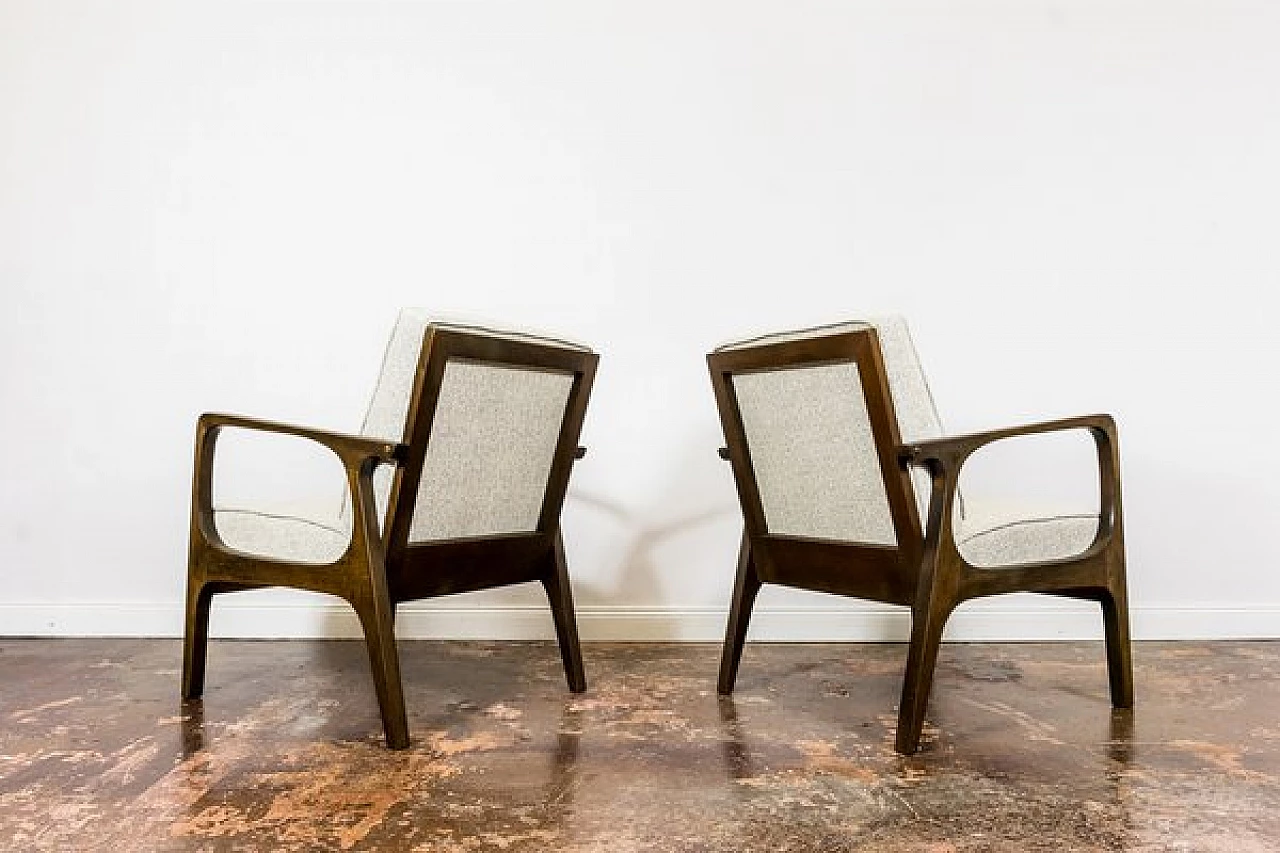 Pair of armchairs by Prudnickie Furniture Factory, 1960s 20