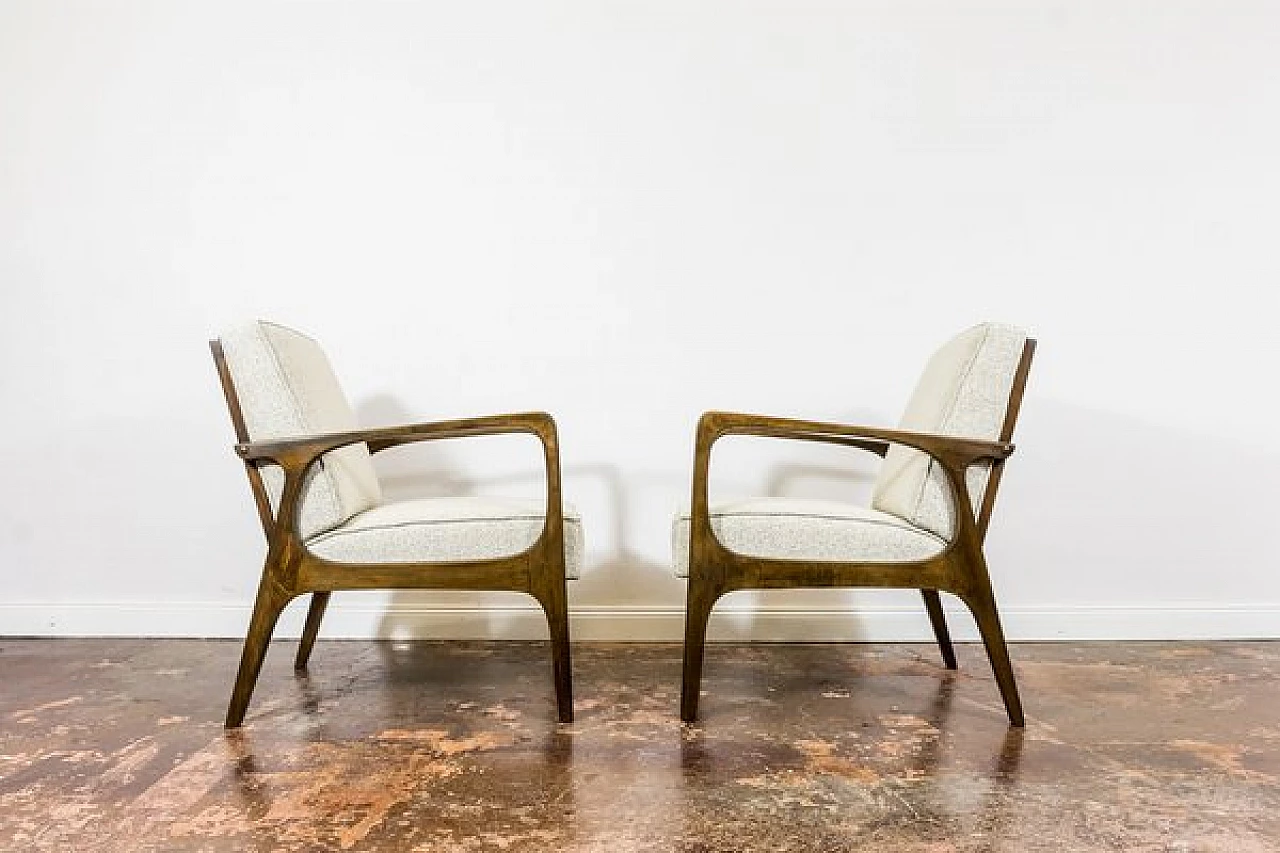 Pair of armchairs by Prudnickie Furniture Factory, 1960s 22