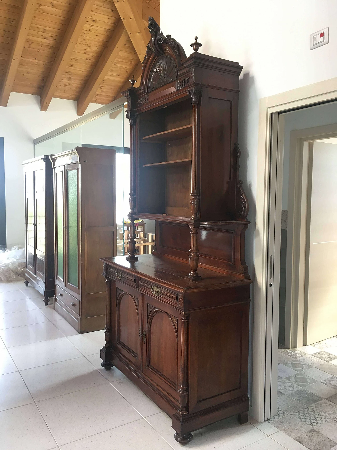 Art Nouveau sideboard in solid walnut, late 19th century 6