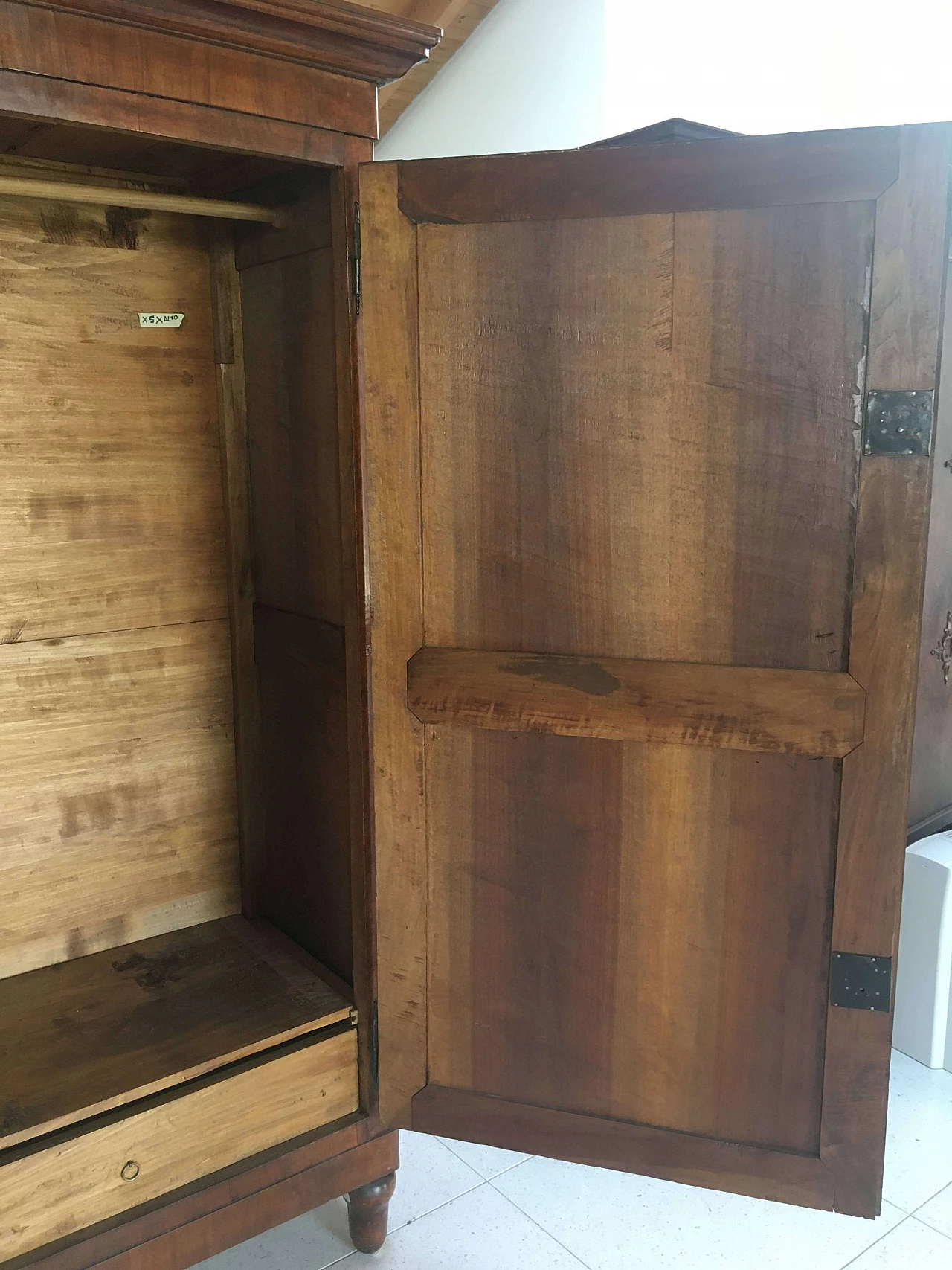 Solid walnut double-door wardrobe, first half of the 19th century 9