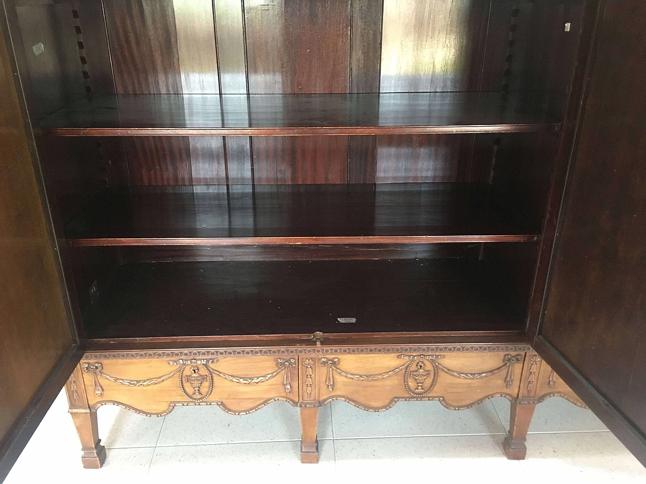 Louis XVI style wardrobe veneered in mahogany, late 19th century 9