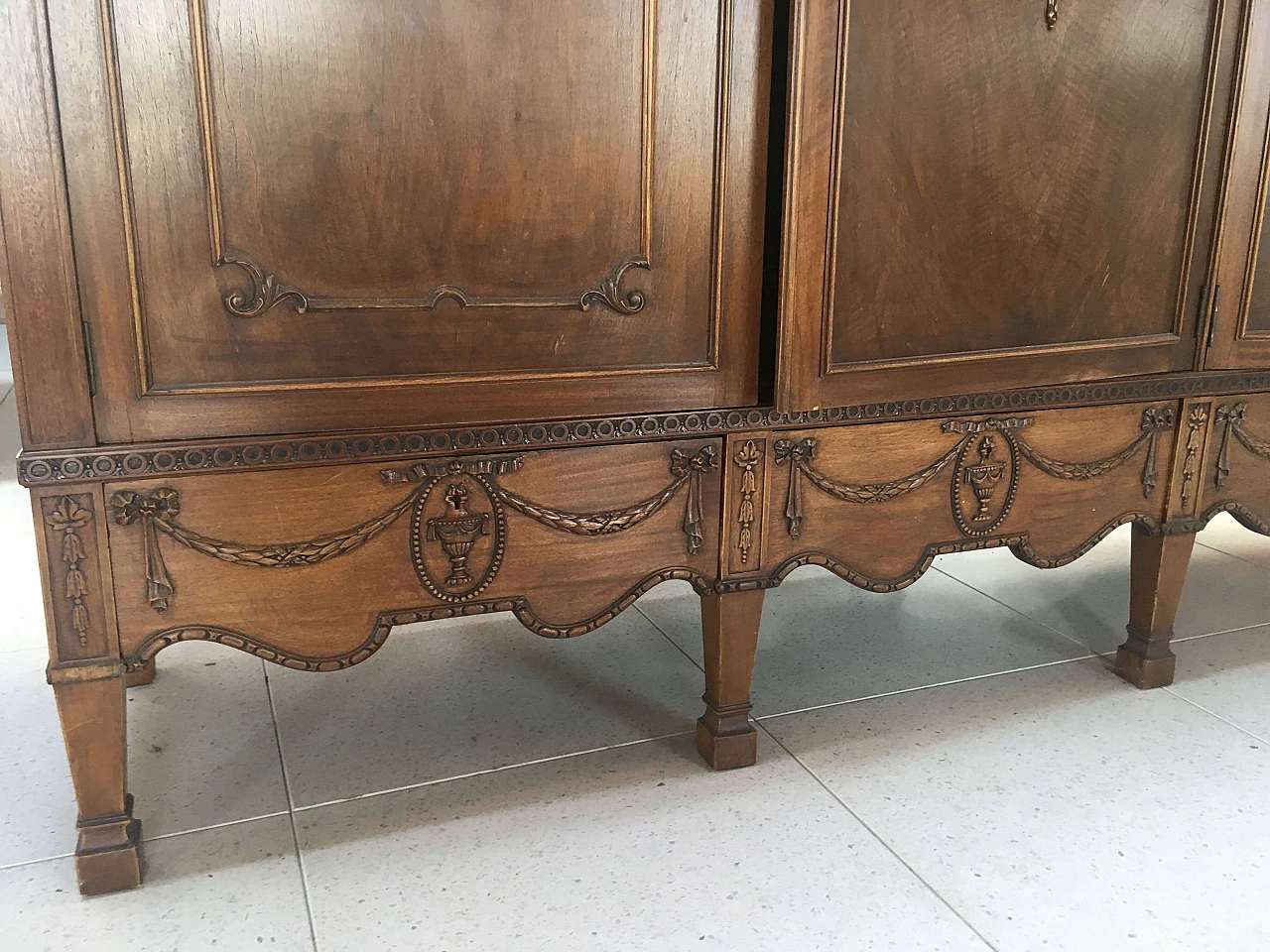 Louis XVI style wardrobe veneered in mahogany, late 19th century 15