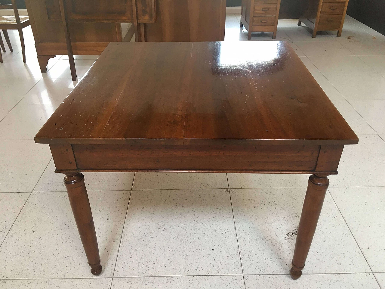 Directoire walnut extendable table with drawer, early 19th century 6