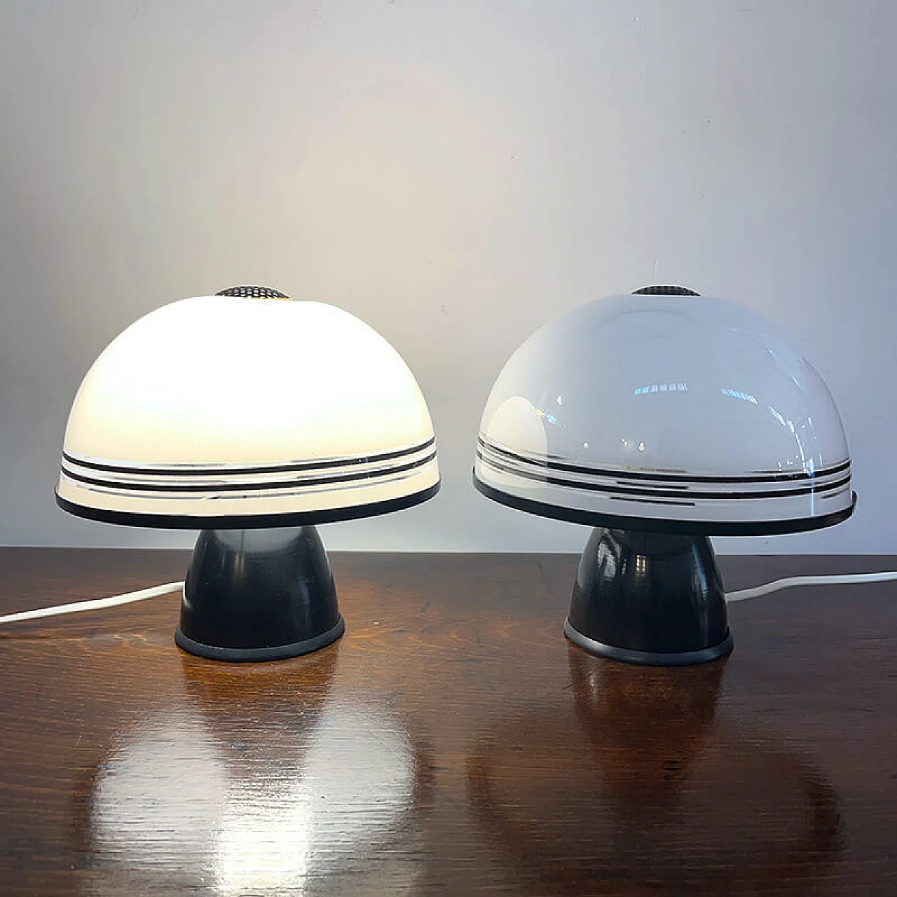 Pair of metal and plexiglass table lamps, 1970s 13