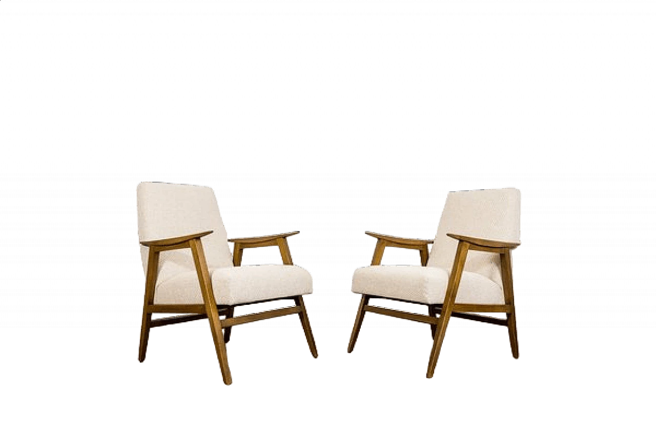 Pair of Chodzież armchairs, 1960s 18