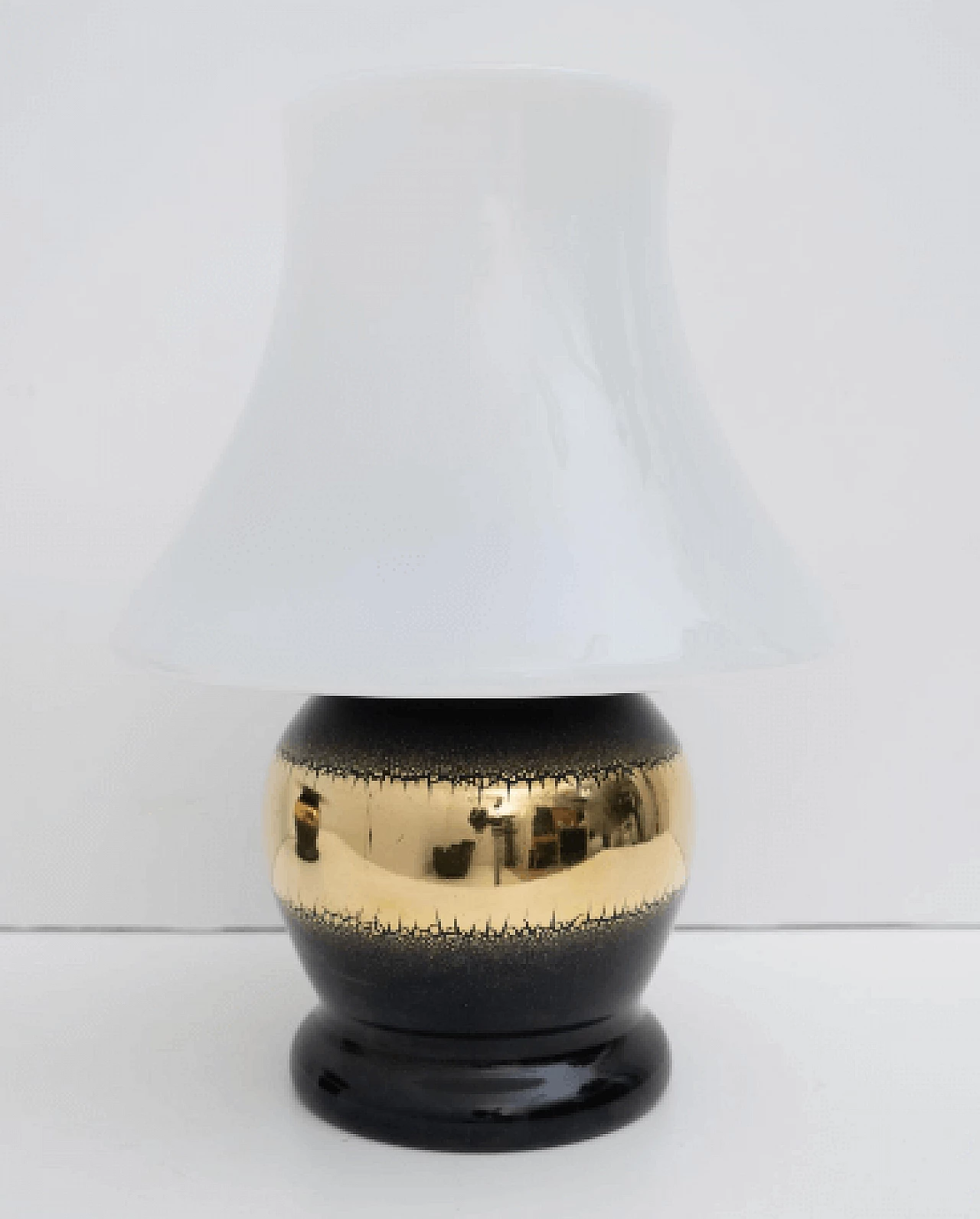 Pair of Murano glass table lamps with gilded band, 1970s 4