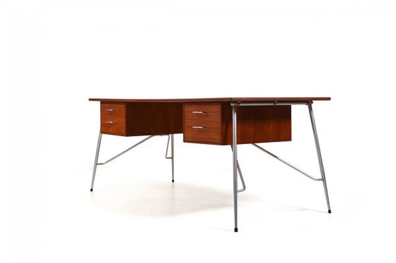 Desk 202 by Børge Mogensen for Søborg Møbler, 1950s 3