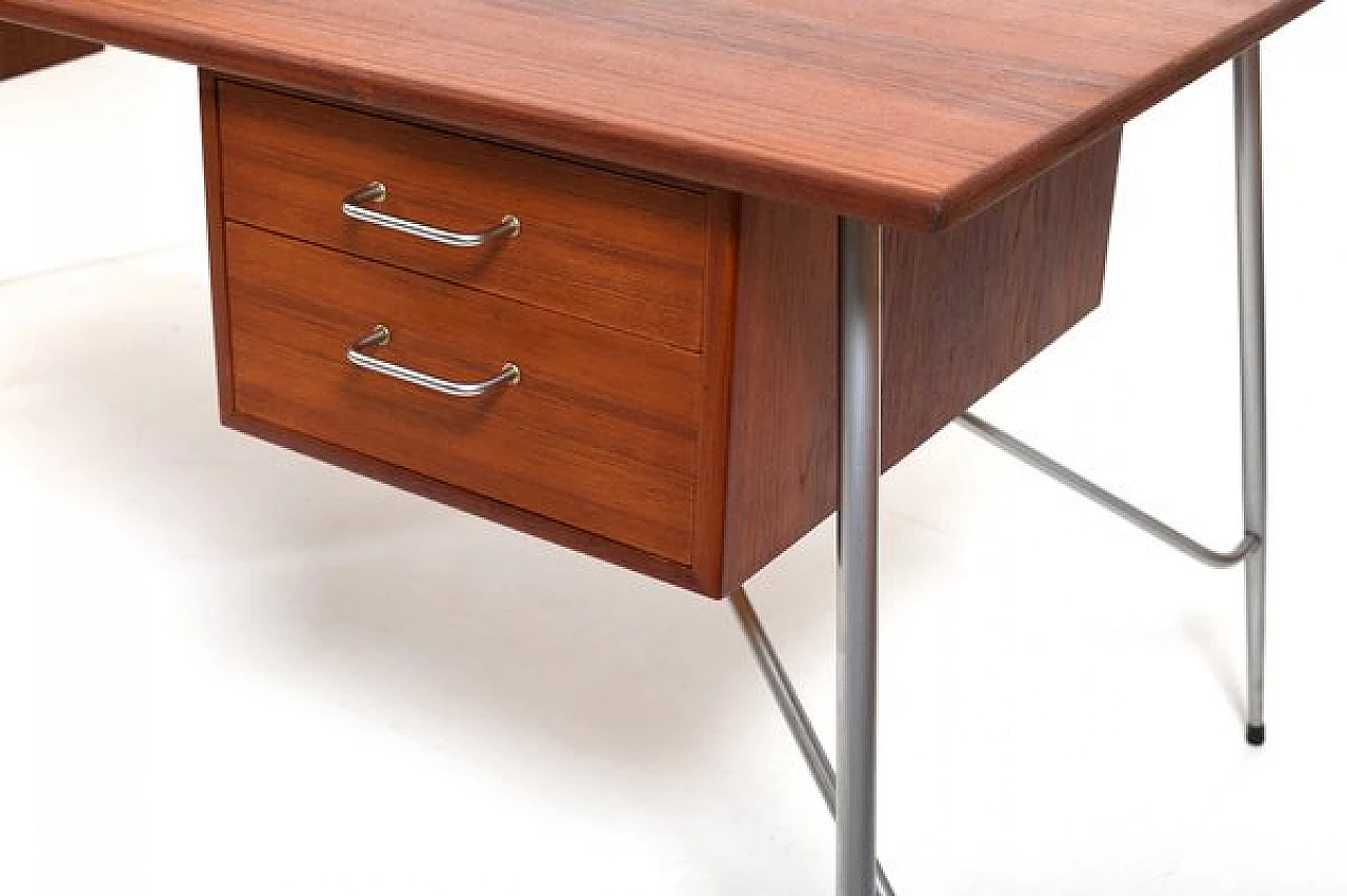 Desk 202 by Børge Mogensen for Søborg Møbler, 1950s 8