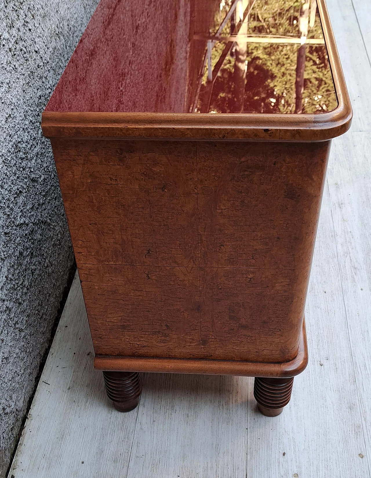 Art Deco briar-root sideboard with burgundy glass top, 1930s 9