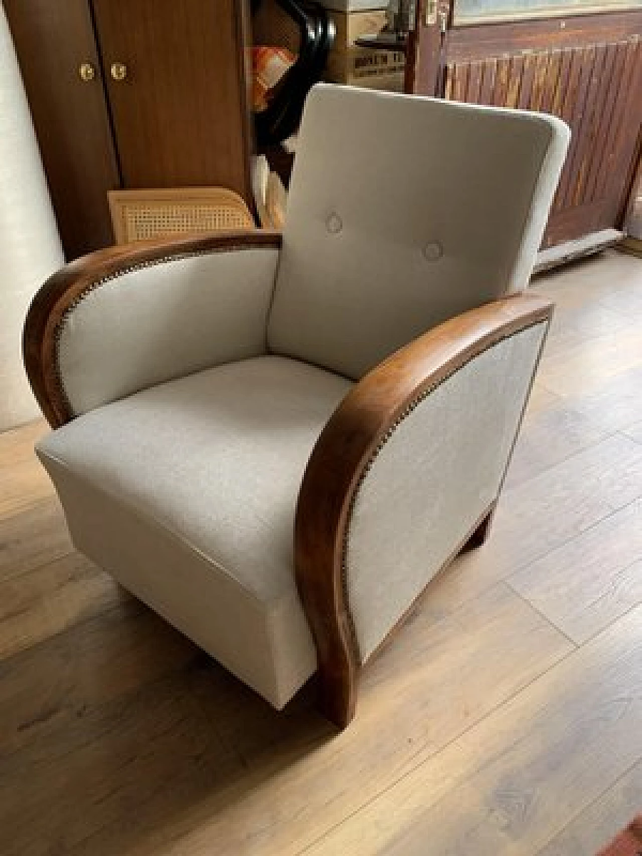 Hungarian Art Deco wood and beige fabric armchair, 1930s 4