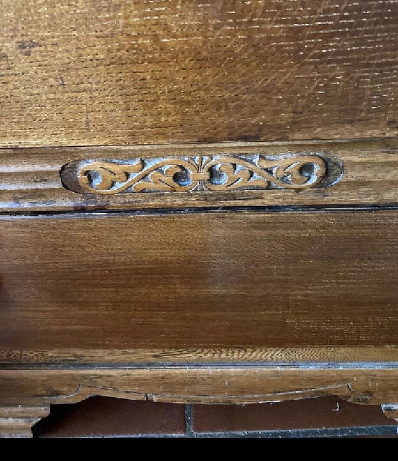 Wood veneered chest of drawers, 1940s 2