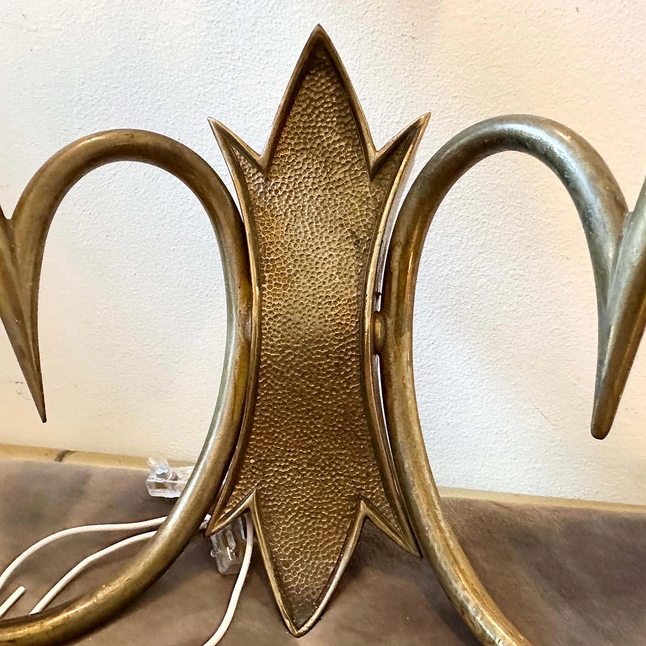 Pair of brass wall sconces in the style of Oscar Torlasco, 1950s 4