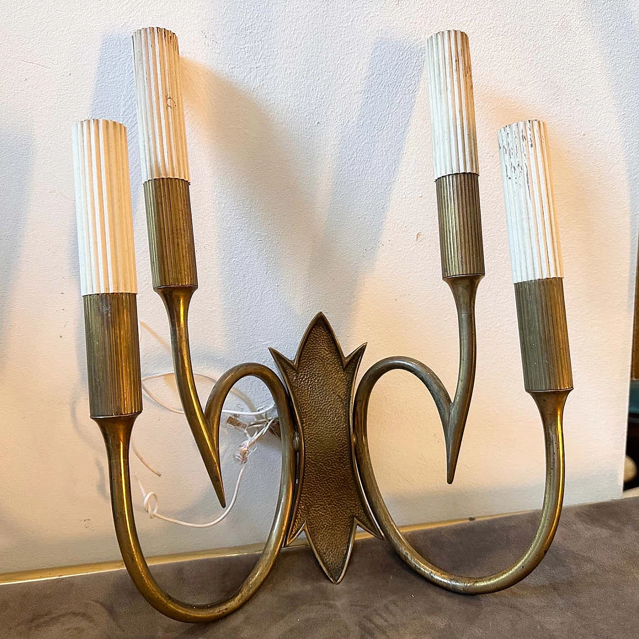 Pair of brass wall sconces in the style of Oscar Torlasco, 1950s 9