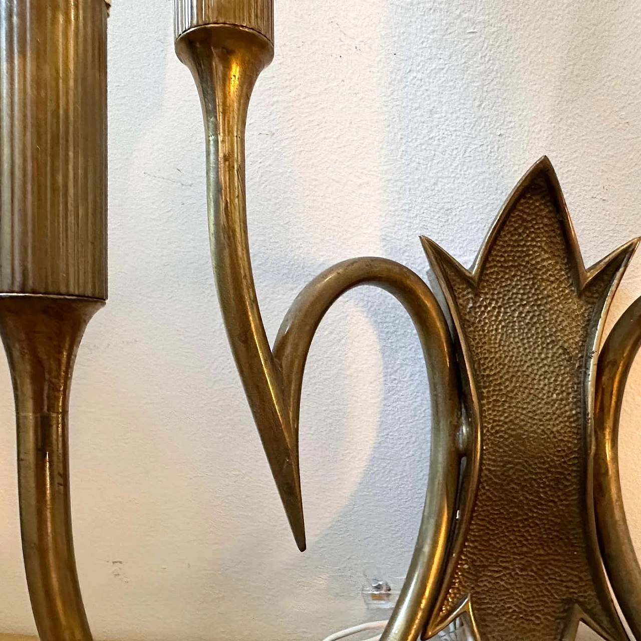 Pair of brass wall sconces in the style of Oscar Torlasco, 1950s 11