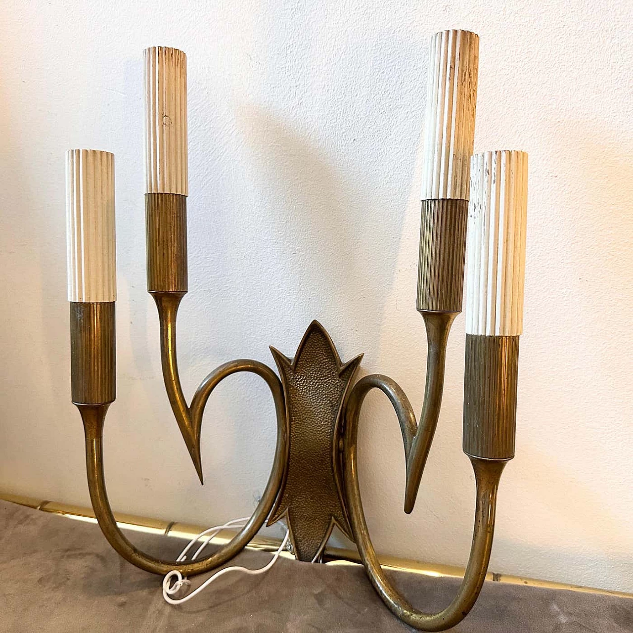 Pair of brass wall sconces in the style of Oscar Torlasco, 1950s 14