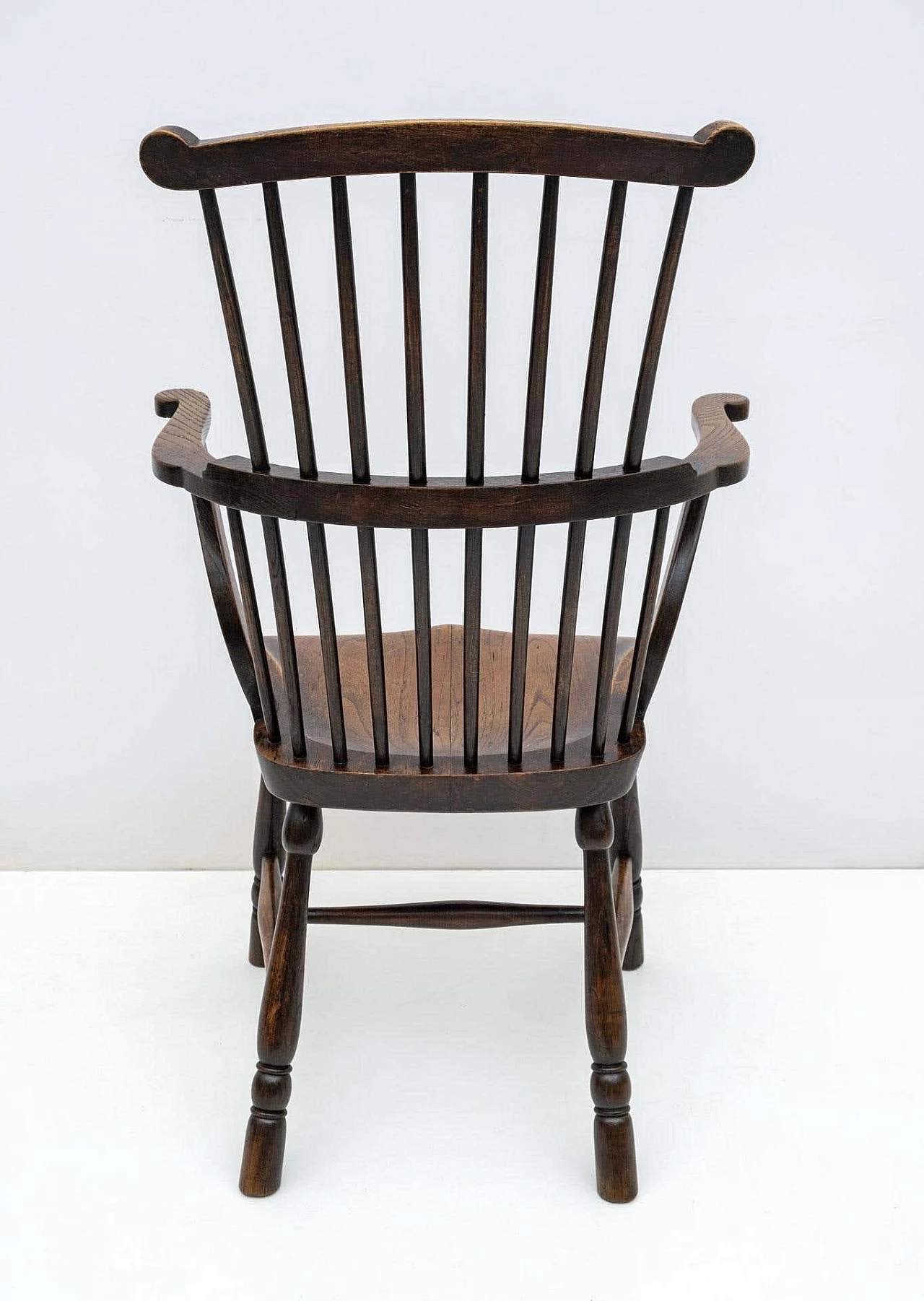 Windsor chair in ash and oak with comb back, 19th century 9