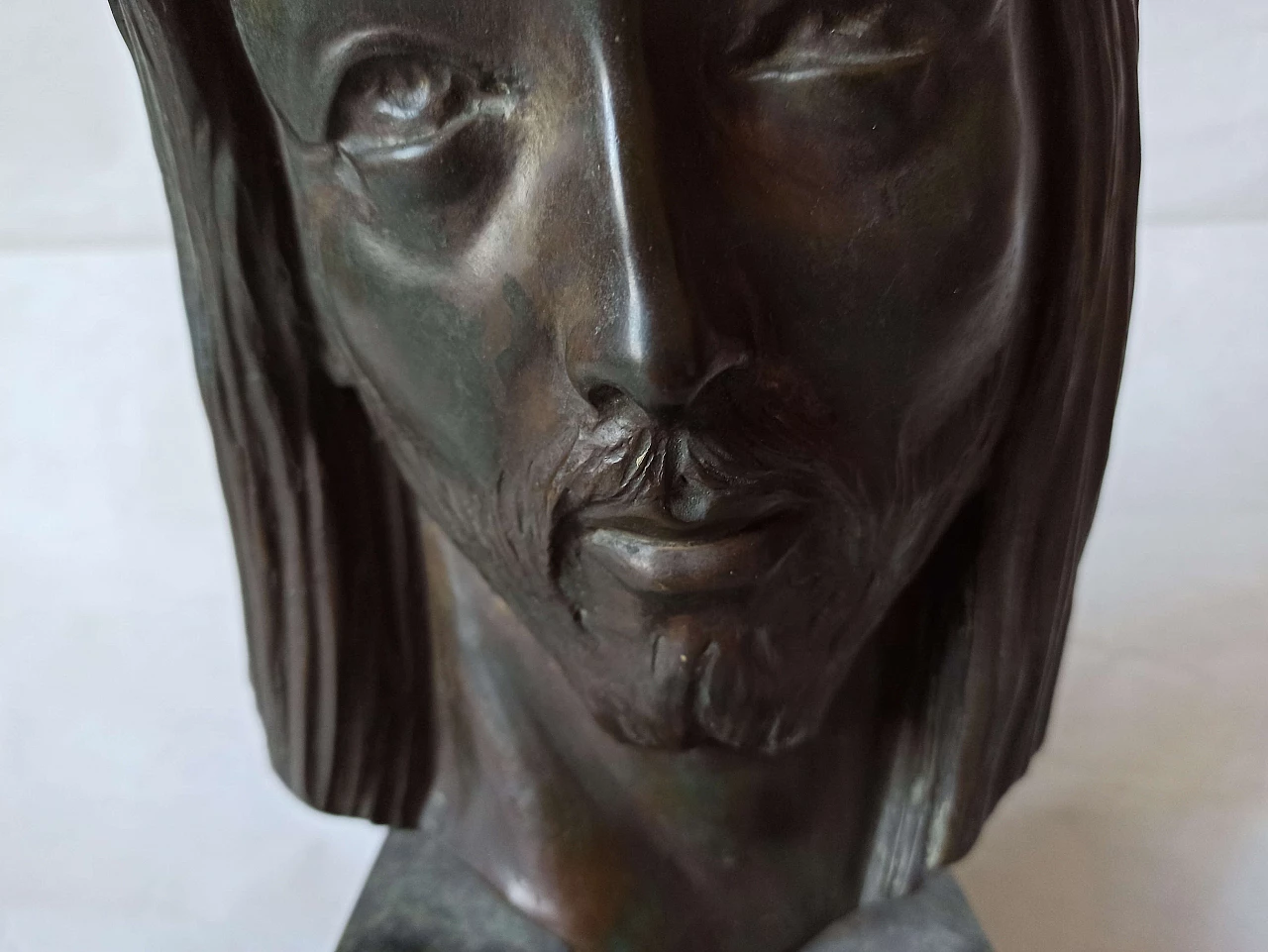 Velotti, face of Christ, bronze sculpture on marble base, 1940s 7