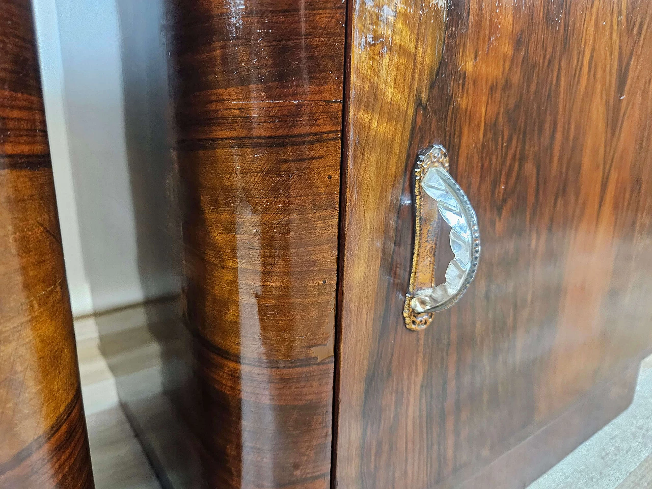 Pair of Art Deco mahogany bedside tables, 1940s 22