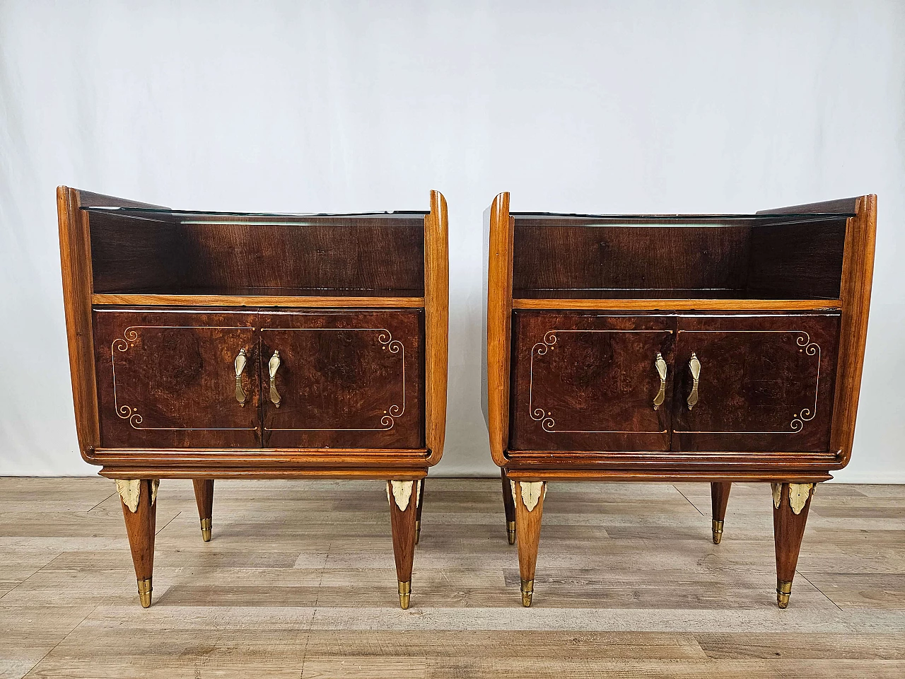 Pair of walnut and maple bedside tables with glass shelf, 1950s 2