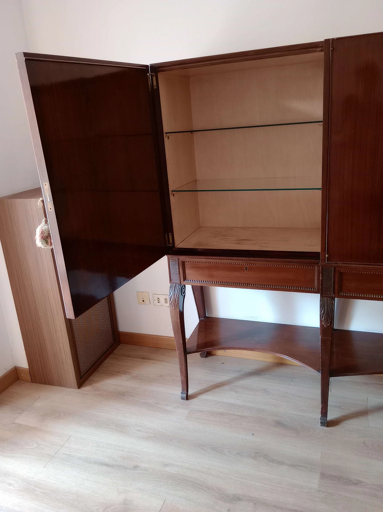 Grande credenza in mogano, con vano bar, di Fratelli Barni anni '50 21