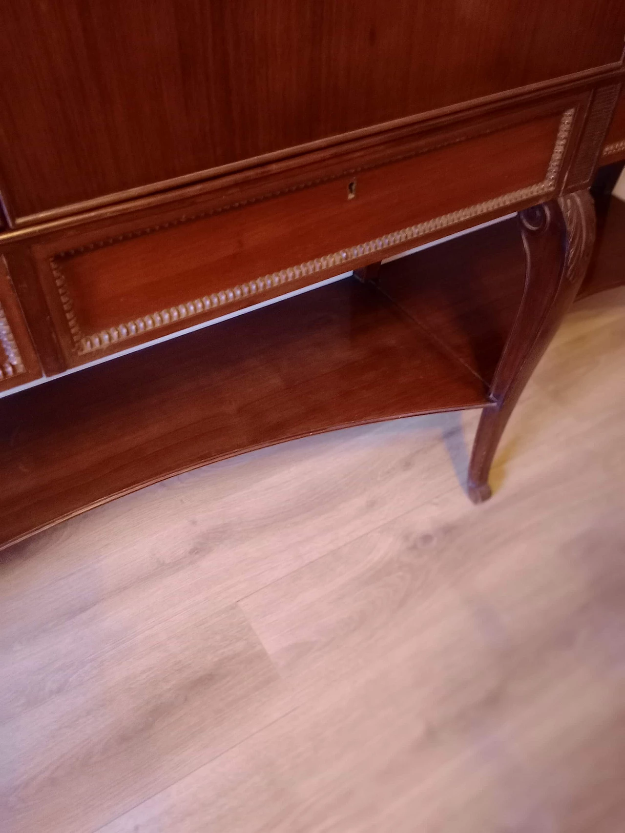 Four-door sideboard with bar compartment attributed to Fratelli Barni Mobili d'Arte Seveso, 1950s 24