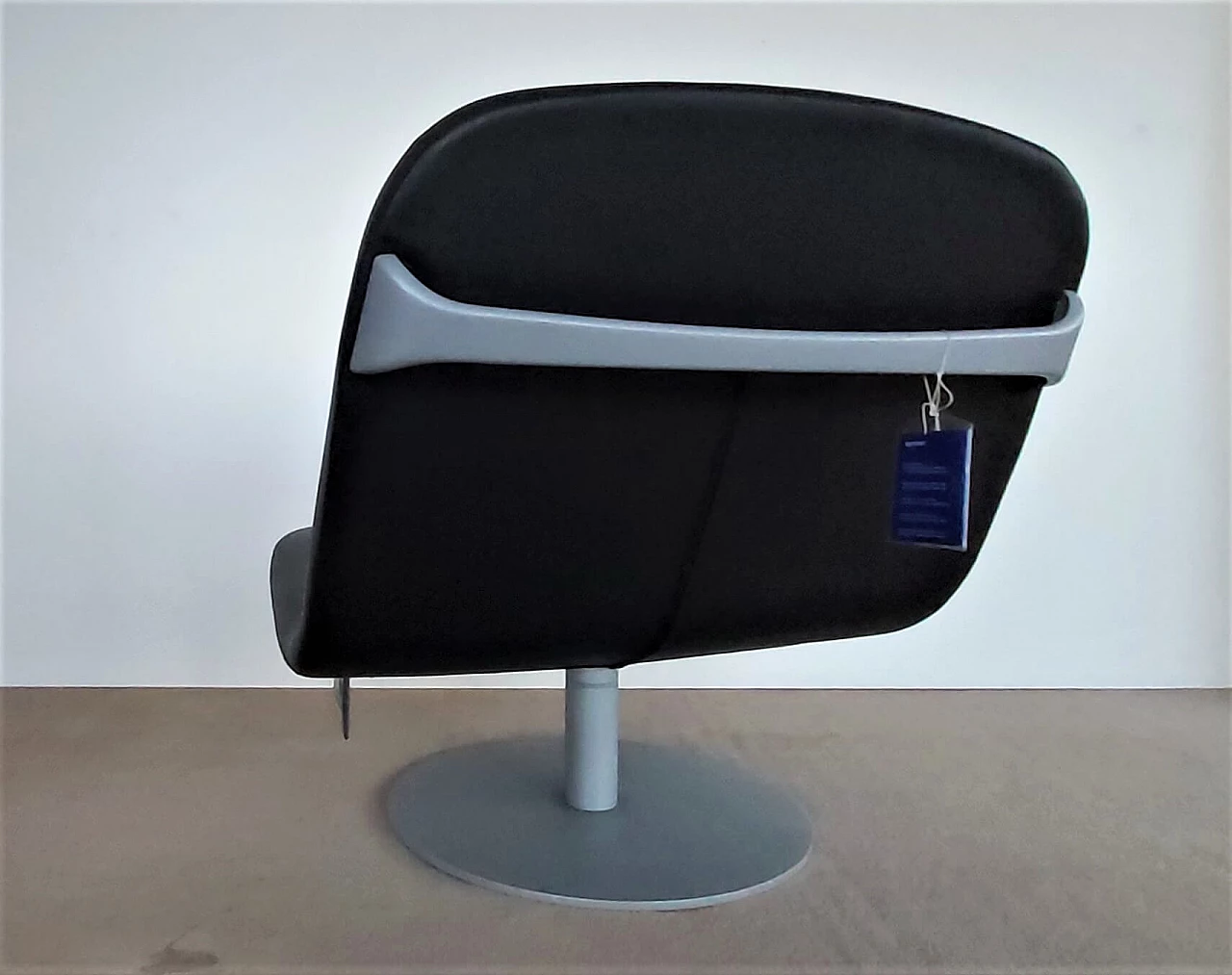 Flori armchair by Werner Aisslinger for Zanotta, 2000s 4