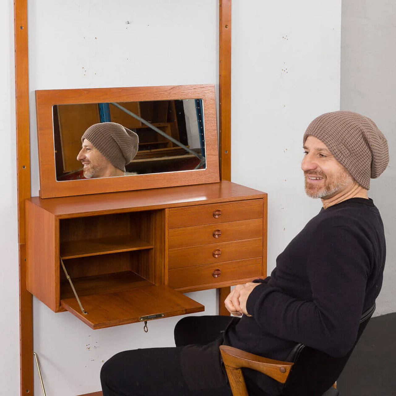 Wall-mounted teak bookcase with mirror in the Cadovius style, 1960s 11