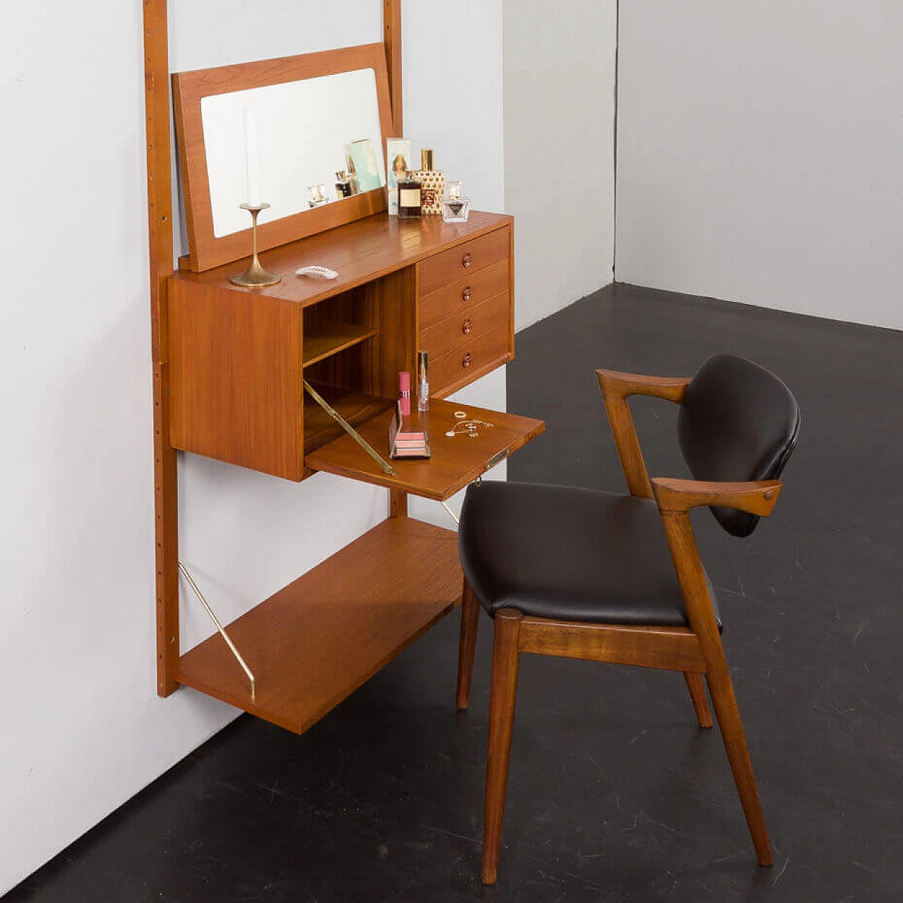 Wall-mounted teak bookcase with mirror in the Cadovius style, 1960s 12