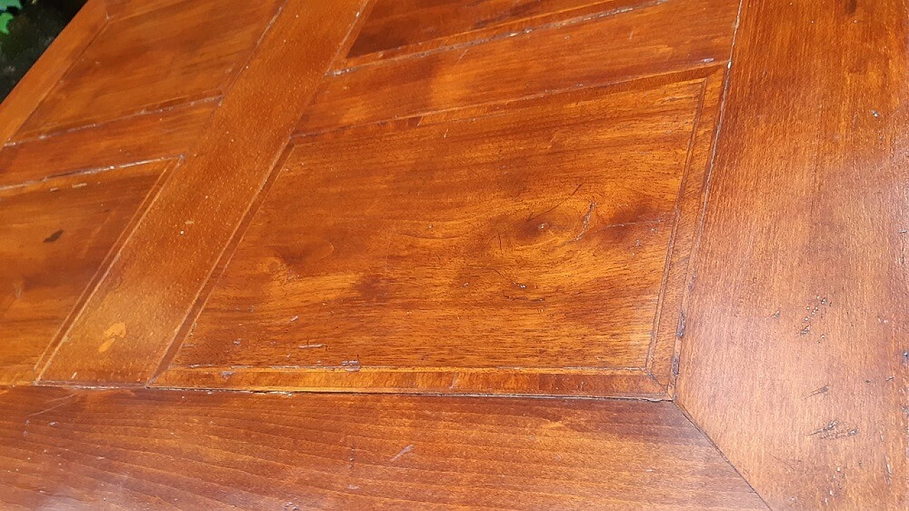 Extending walnut and oak table, second half of the 19th century 5