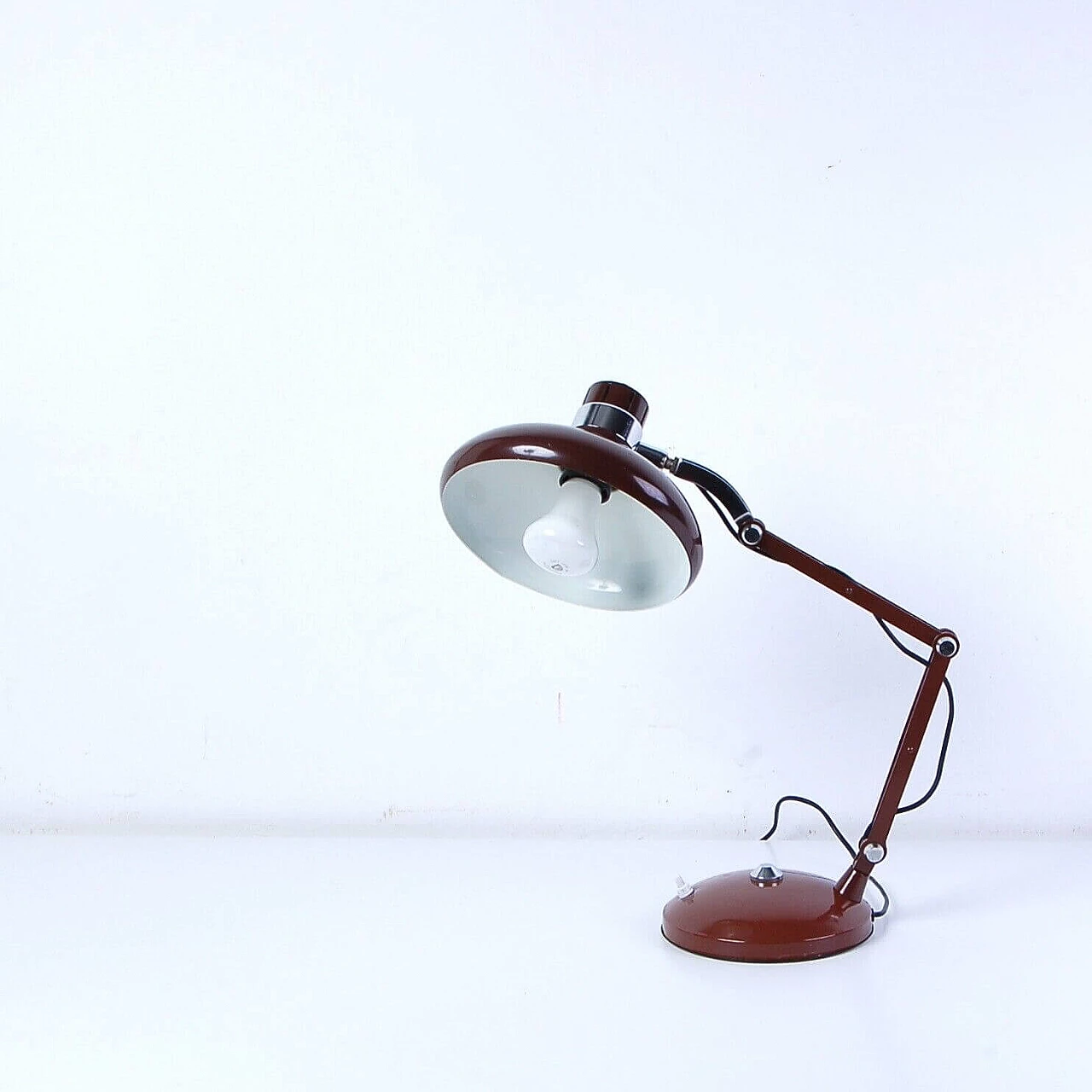 Brown iron industrial table lamp with tilting arms, 1960s 1