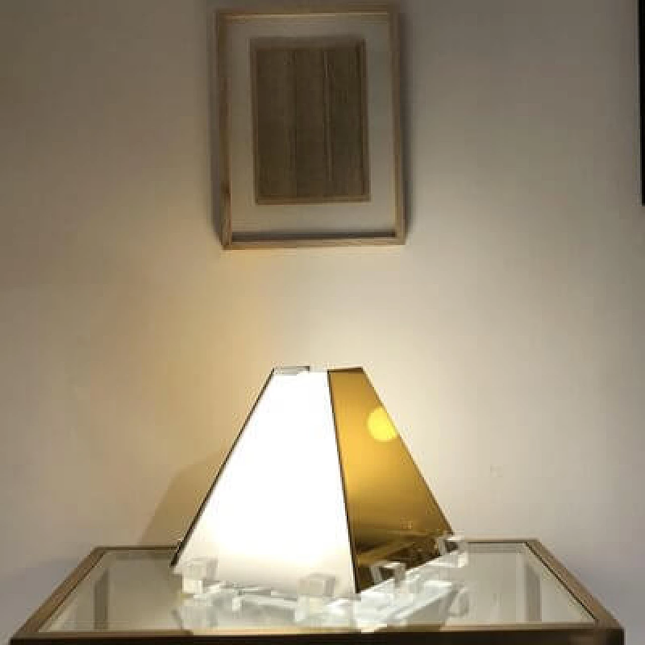 Acrylic table lamp, 1970s 4