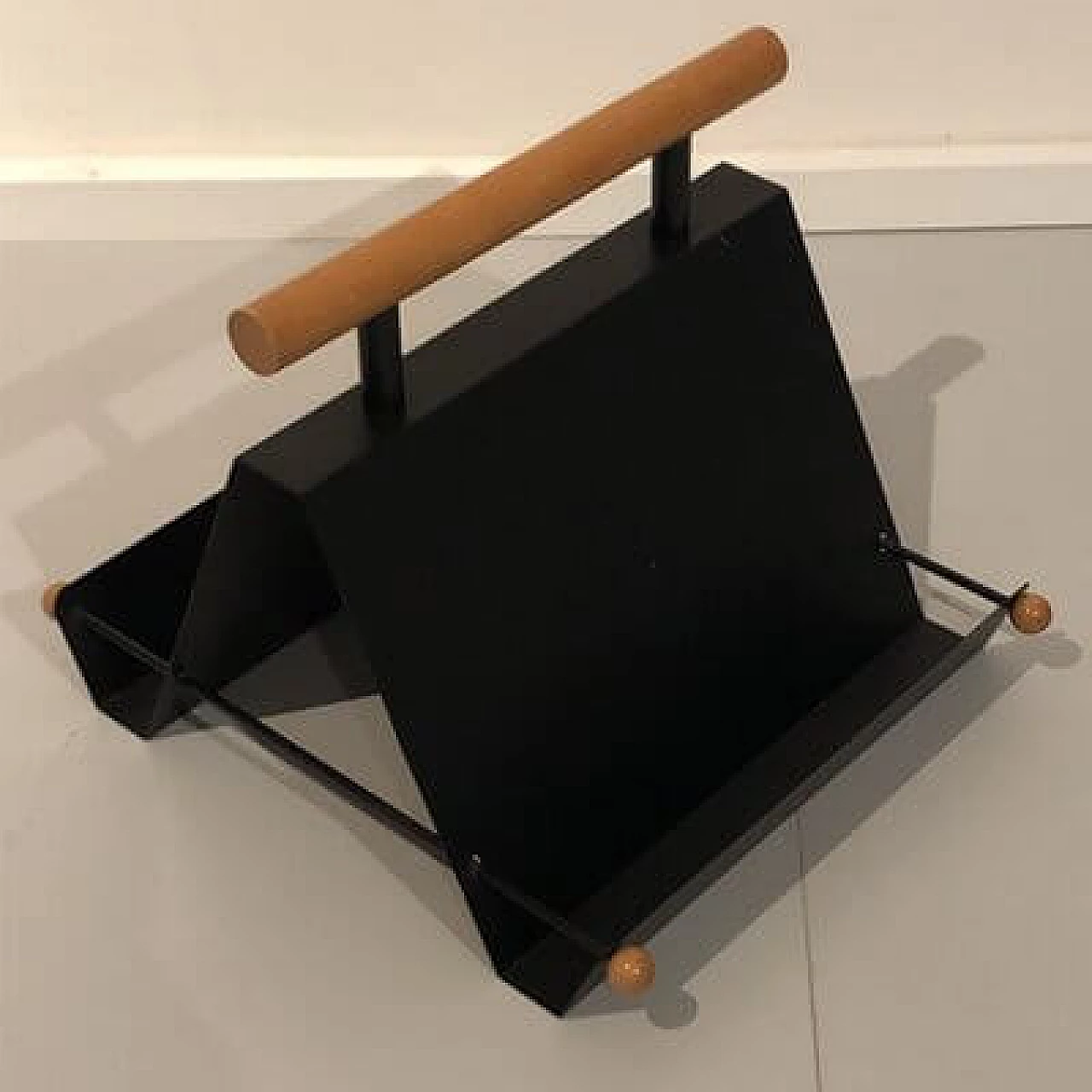 Iron and wood magazine rack, 1980s 9