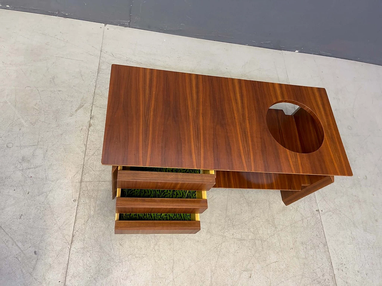 Wooden coffee table with three drawers and top with circular opening, 1960s 4