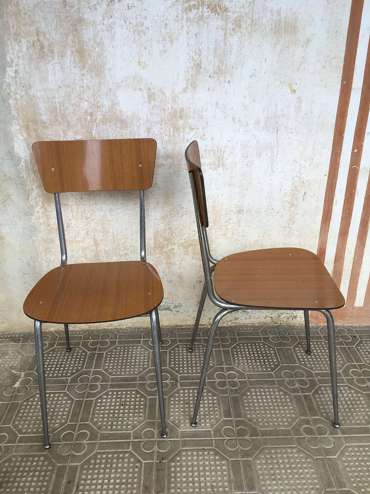 4 Formica chairs and table, 1960s 5