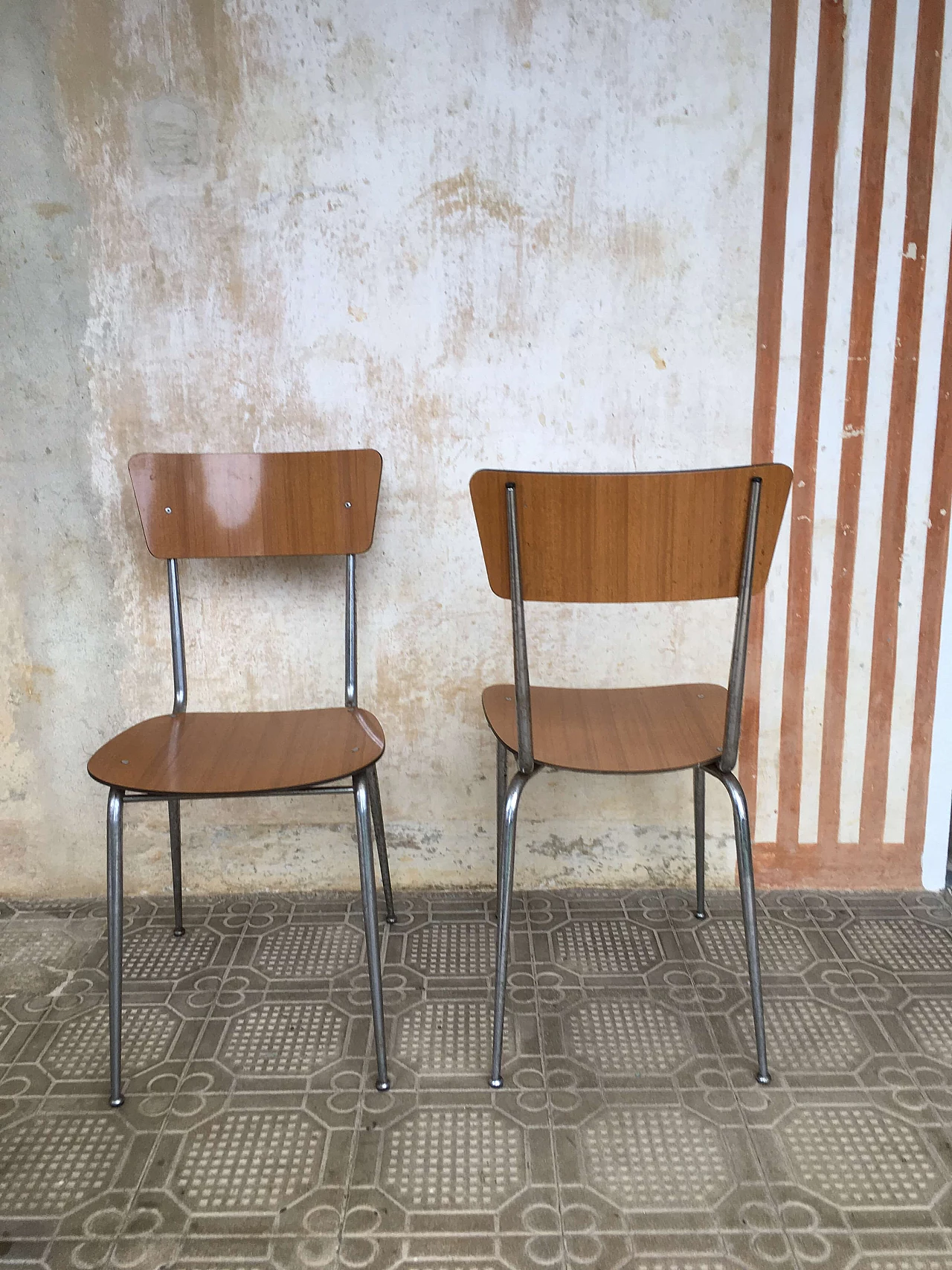 4 Formica chairs and table, 1960s 7