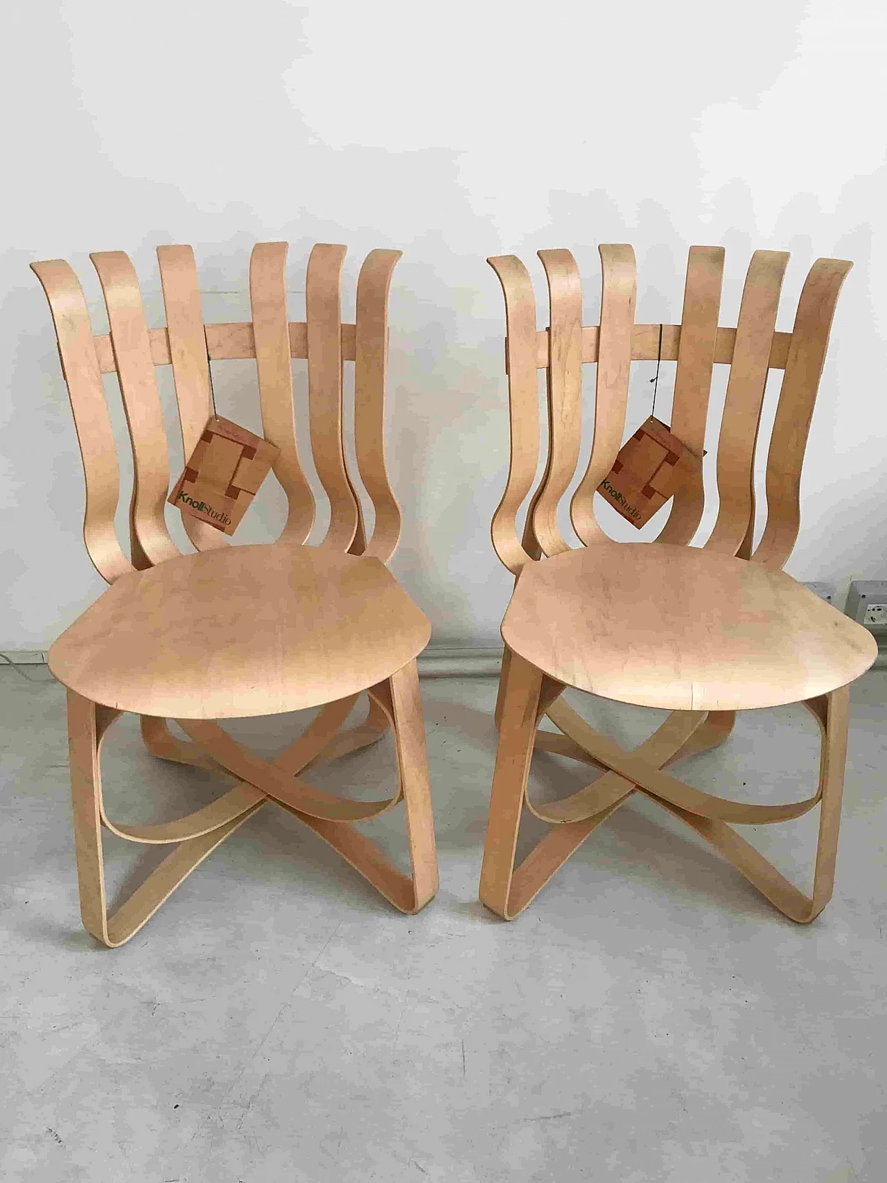 Pair of Hat Trick maple chairs by Frank Gehry for Knoll USA, 1993 11