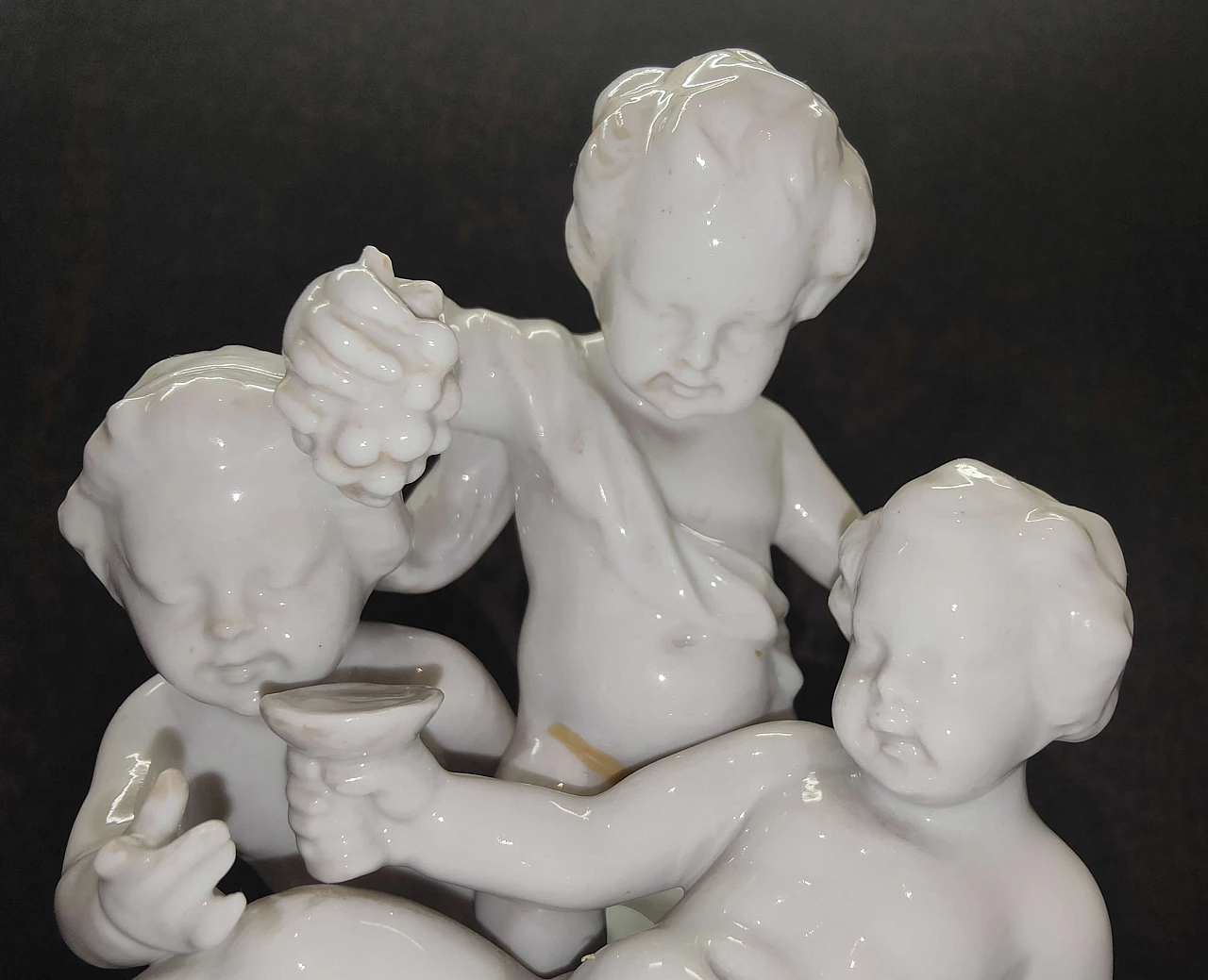 Group of cupids, Capodimonte porcelain sculpture, 1950s 4